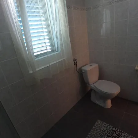 Skrnjug Appartement Brzac