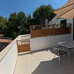 Skrnjug Apartamento *